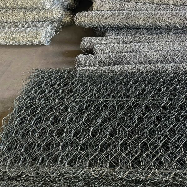 Hot Sale 10 X 12 Cm Gabion Basket / Hexagonal Gabion Wire Mesh Stone Cages Retaining Wall For Flood Control