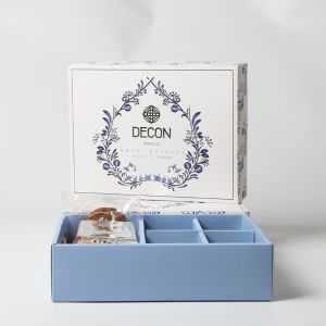 Elegant Partitioned Cookie Gift Box Customizable Packaging Foldable Design