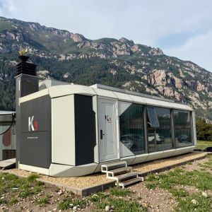 Modular Space Capsule House with Solar Panels & Thermal Insulation