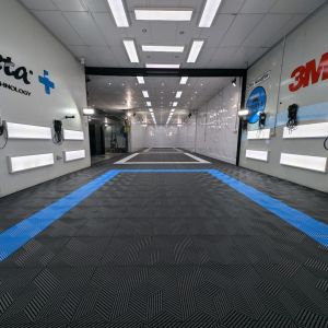 Premium Black Garage Floor Tile PP Rubber Matting For Garage Floor