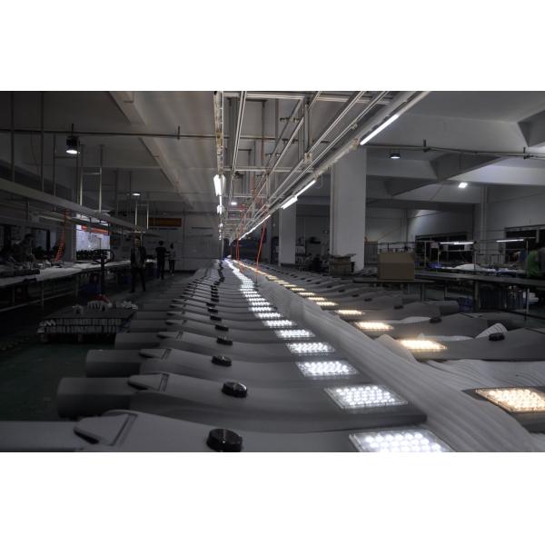 Smart Control Solar Powered Street Lights All In One Wireless Installation