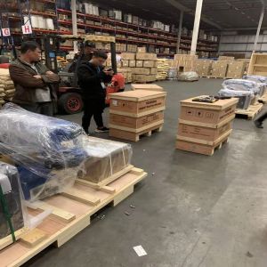 Yaskawa AR2010 Floor Mounted 6 Axis MIG Welding Robot