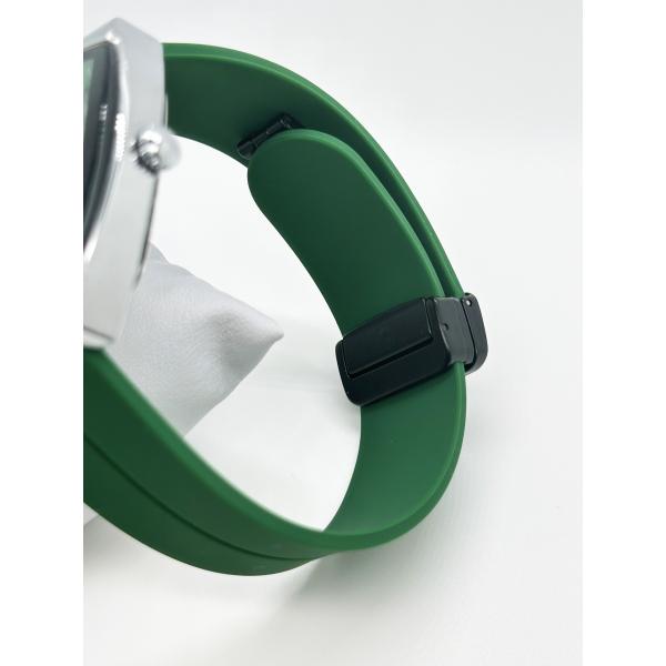 Fashion Sports Luxury Silicone Strap Watches Lage Dial Wrist Quartz Watch