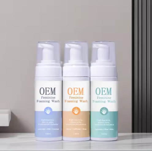 Buy Customized Facial Skincare Facial Cleanser Plant Extracts Moisturizing Oil Controlling Pore Shrinking Cleansing Mousse at wholesale prices