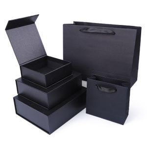 Paper jewelry Gift Box Packaging Eco Friendly Cardboard black Magnetic Jewelry