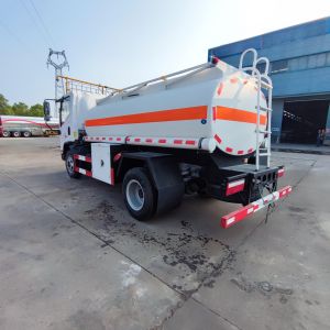FAW Fuel Truck 4*2 5CBM Mobile Fuel Truck Low Price Oil Tanker Truck Hot Selling