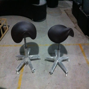 high quality bridge piece style stool D-003