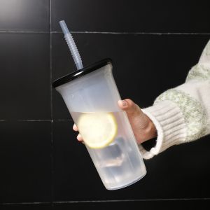 930ml Plastic Drinking Glasses OEM ODM Skinny Tumbler Cups