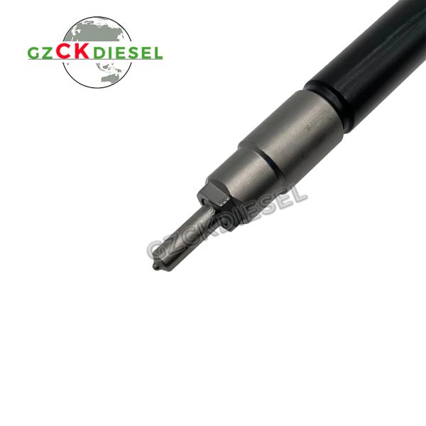 Common rail fuel injector 295050-0120 9729505-012 1465A323 for 4N13