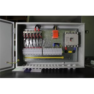 18 in 2out 1000vdc Solar Junction Ip65 Pv 4 String Combiner Box avoid damage to