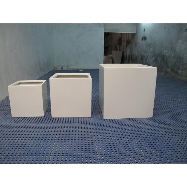 Fiberglass Plant Pot With Variety Of Sizes Fiberglass Flower Planters Matte Finished Customized