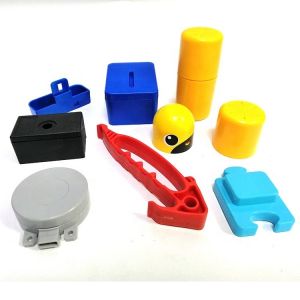 Custom Injection Parts Plastic Fabrication Mold Maker with Cutting Service at