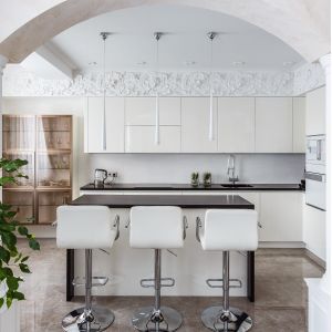 Customized Simple White Lacquer High Gloss Kitchen Cabinet Modern Furniture