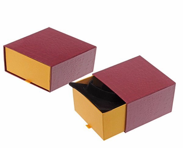 Buy decorative custom made paper jewelry gift packaging at wholesale prices