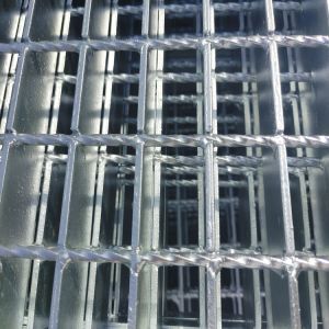 China Welded Serrated Steel Bar Grating Floor Walkway Antislip on sale