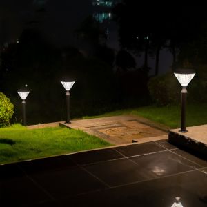 Aluminum Waterproof 3.2V Solar Wall Garden Light 50000H Post Pillar Pathway