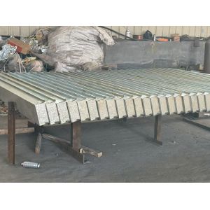 Durable Versatile Concrete Retaining Wall Sleeper Molds With Customizable