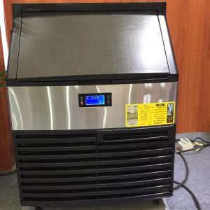 50kg / 24hrs Home Small Ice Making Machine Cube Ice Maker