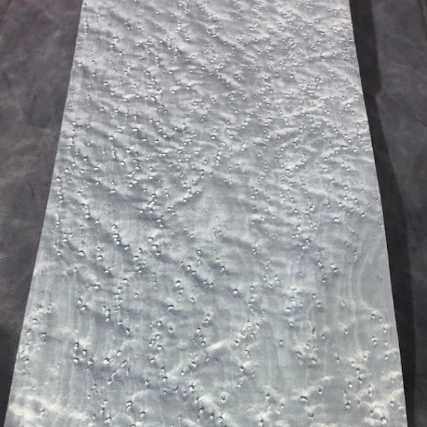 Buy Moisture Resistant Maple Birdseye Veneer , Dyed Maple Veneer Plywood Surface at wholesale prices