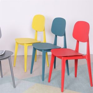 Modern Simple Design Stackable PP Plastic Cafe Outdoor Dining Chairs in Custom