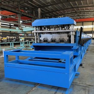 Quality 7.5kw Hydraulic Power Floor Deck Roll Forming Machine 10-15m/min Speed for sale