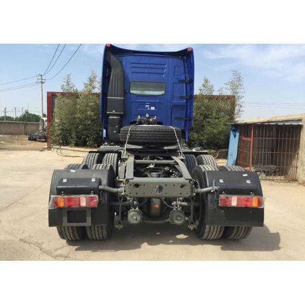 SINOTRUK HOWO Semi Trailer Tractor Truck Head With Air Conditioner 60-70 Tons