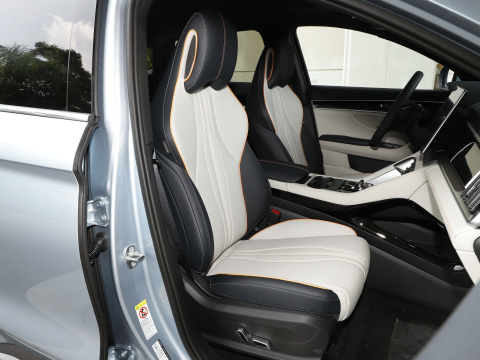 BYD Song Plus Electric SUV 333Ps Motor 4705*1890*1680 Dimensions and Energy Vehicle