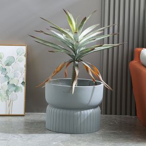 Rust Resistant Fiber Clay Planters Smooth Surface Easily Assembled