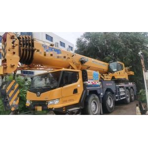 Maximum Lifting Weight 16t 80ton Terrian Mobile Crane with Five-Arm Crane Jib in