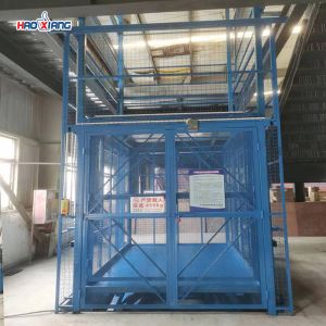 China Blue 20000kgs Hydraulic Cargo Lift Elevator With Emergency Stop on sale