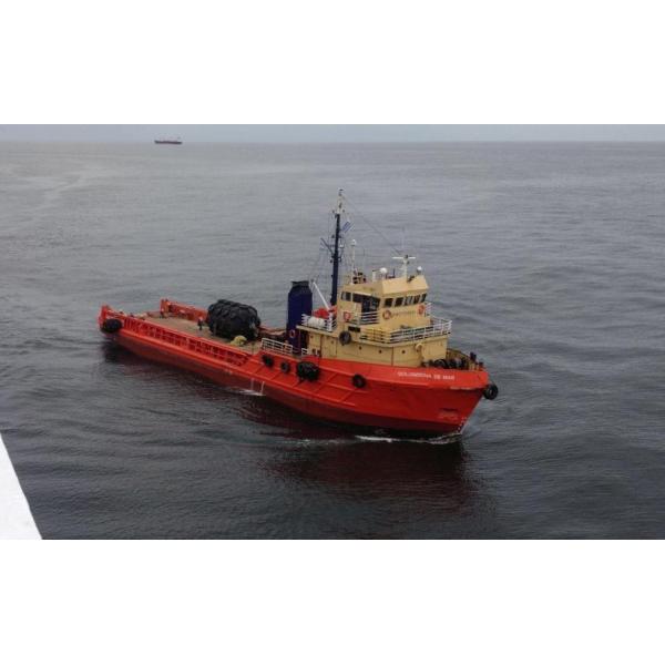 ISO17357 Yokohama Type Pneumatic Rubber Fender With Tyre Net