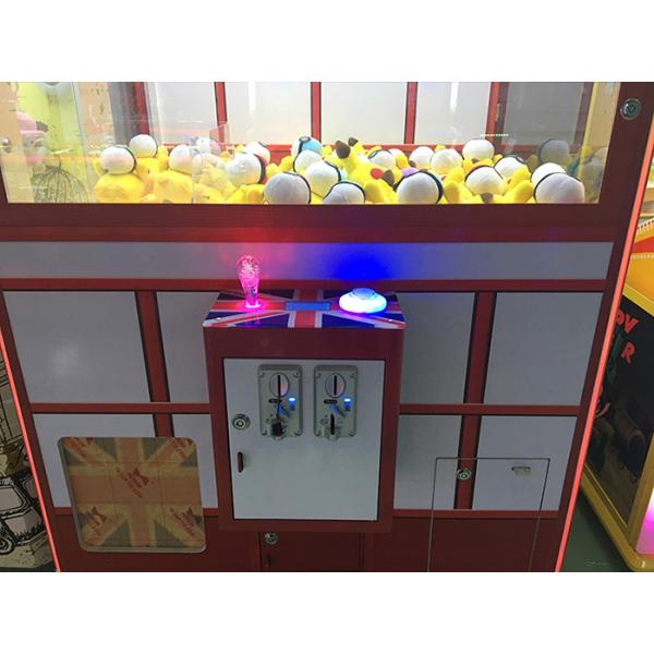 Attractive And Fashion Crane Game Machine / Big Dolls Claw Toy Machine
