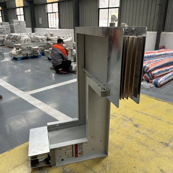 Electrical Aluminium Bus Duct System Busbar Trunking Copper Plastic Insulated