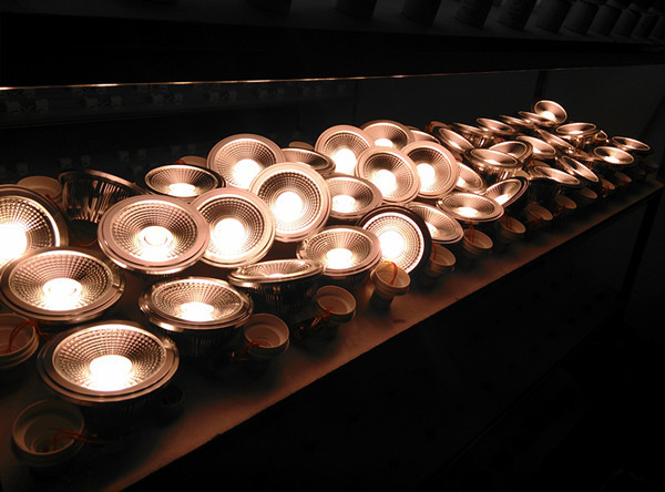 2016 Newest arrival Ar111 base ceiling light Gu10 COB Epistar chip Aluminous