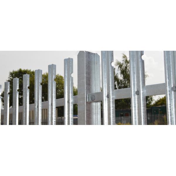 palisade fencing rounded and notched