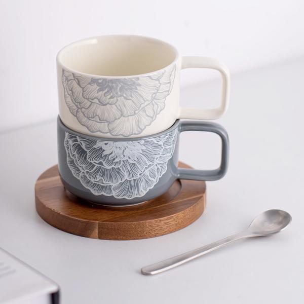 Floral Blue Ceramic Coffee Cup And Wooden Saucer Porcelain Kaffeetasse With Wood