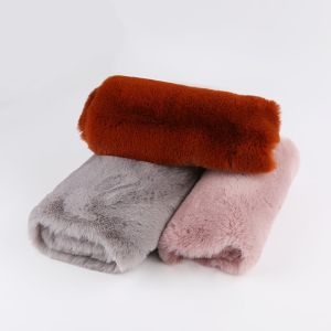 Super Soft 100% Polyester 20-25mm D Knitted Fabric Rabbit Fur Fabric for