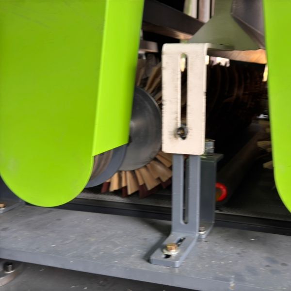 8.2KW Fully Automatic Wood Floor Polishing Machine For Woodworking