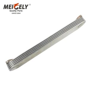 High-Quality Excavator Parts 4BD1-3P 4BD1-4P 4BG1-3P Engine Oil Cooler For