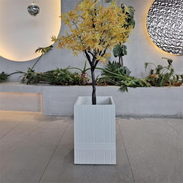 Frost Resistant Character Fiber Clay Planter Hand Carve Finishing For Lightweight Construction