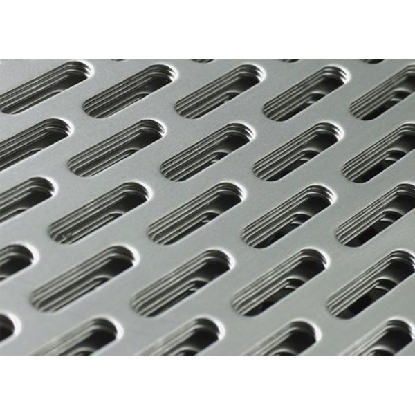 50mm Hole 0.5mm Width Perforated Wire Mesh Metal Screens Customized For Building