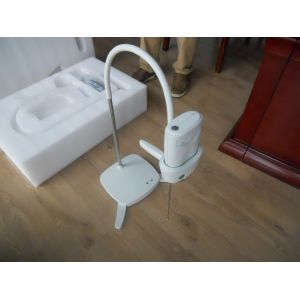 Liquid-carrying electric micro needle pen solving kinds of skin problem