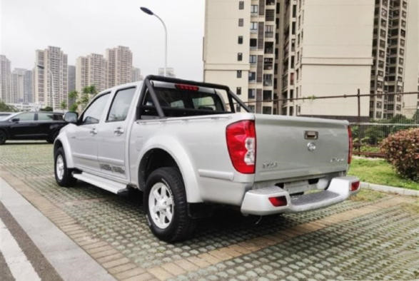 Buy Changcheng Pickup Diesel Engine 2.0T Luxury EU Vehiculos Version GW4D20B 6MT China Pickup Truck For Sale at wholesale prices
