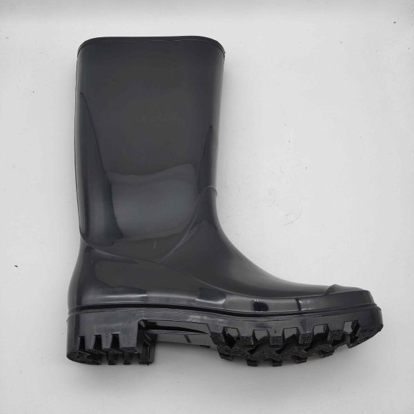 Custom Color Design Women's Rain Boots Wear Resistant For All Season Use