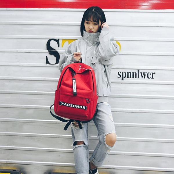 New fashionable women's backpack leisure backpack with large capacity college students school bags