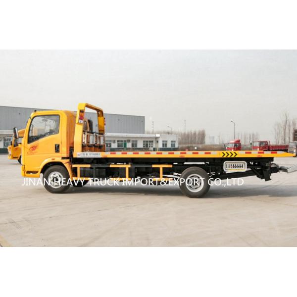Buy SINOTRUK HOWO Light Duty Flatbed Wrecker Truck 4x2 6 Wheels at wholesale prices