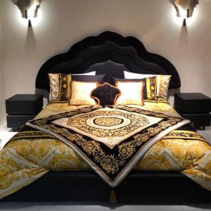 2000x1500mm Luxury Italian Bed 126 Inch Modern Solid Wood Bedroom