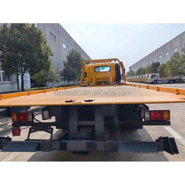 Hot Model Japan Tow Truck for Sale Left Hand Drive Flat Recovery Truck