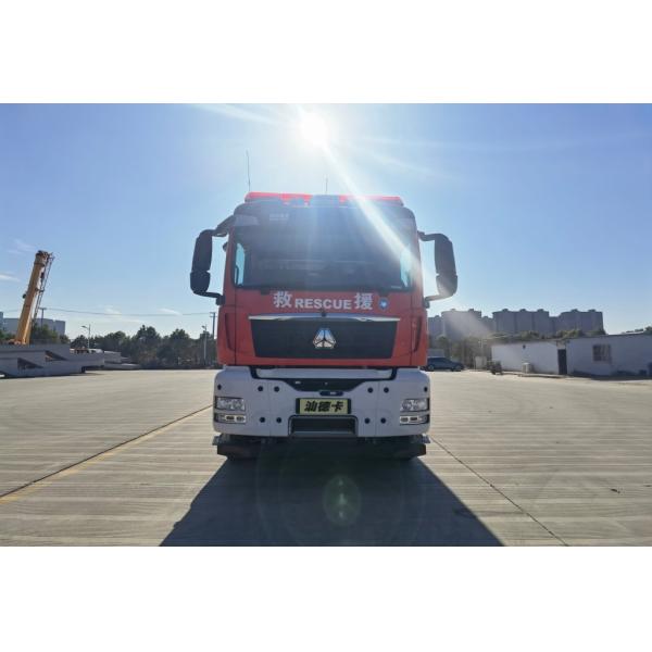 Buy QC300 19000KG Commercial Fire Trucks Ambulance Fire Engine 10500×2550×3800MM at wholesale prices