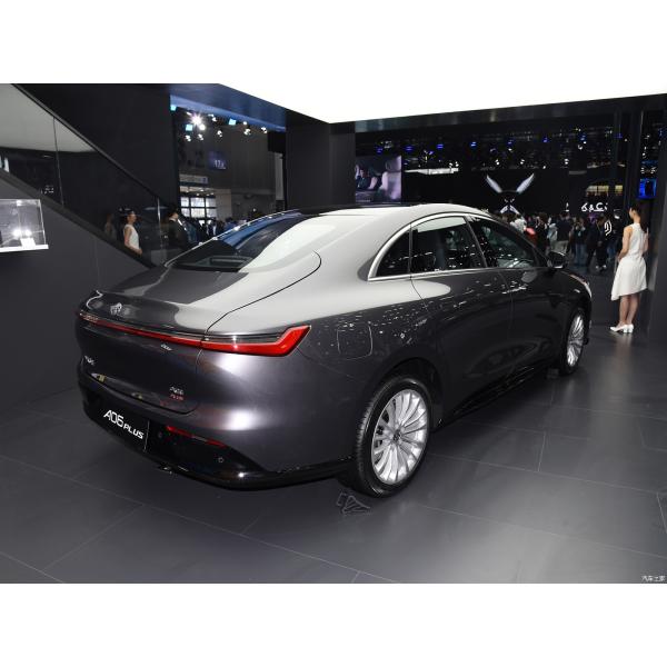 160KW Total Motor Power 2024 Hycan A06 PLUS Version Pure Electric Luxury Car with 520KM Long Range and Hybrid Fuel Type